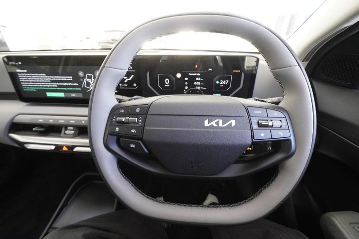 2025 Kia EV4 Air Standard Range