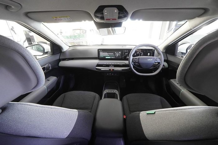 2025 Kia EV4 Air Standard Range