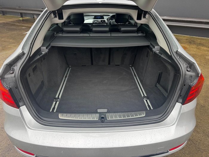 2013 BMW 3 Series 320d Sport Line
