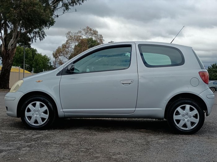 2004 Toyota Echo