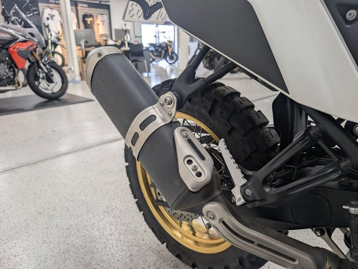 2023 YAMAHA XTZ690 TENERE 700 RED