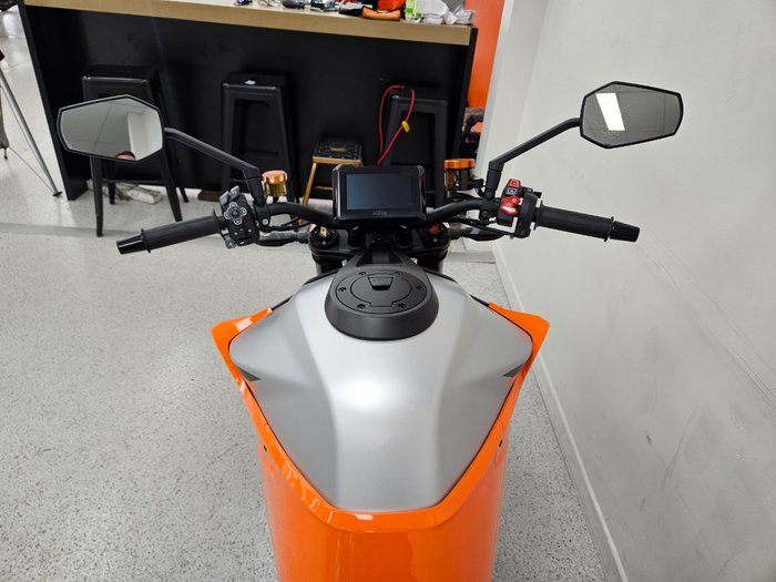 2023 Ktm 1290 SUPER DUKE R Orange