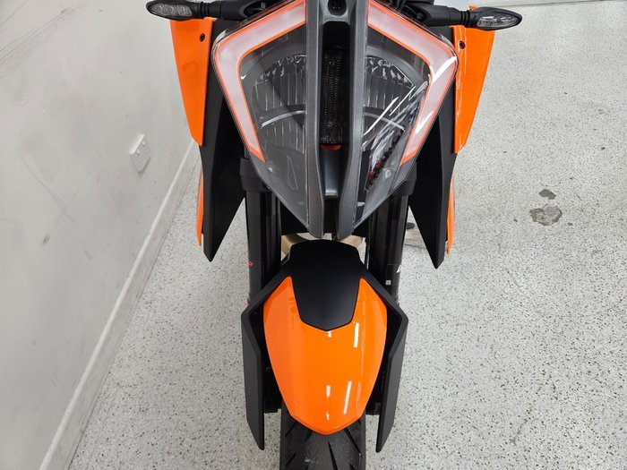 2023 Ktm 1290 SUPER DUKE R Orange