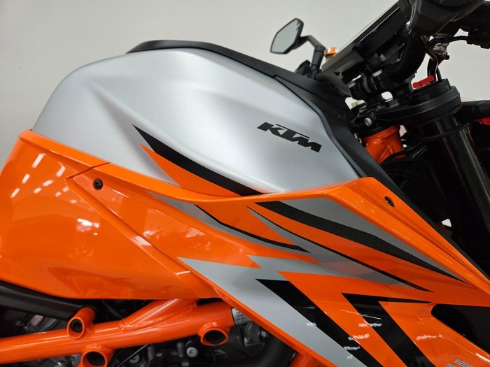 2023 Ktm 1290 SUPER DUKE R Orange