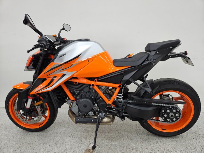 2023 Ktm 1290 SUPER DUKE R Orange