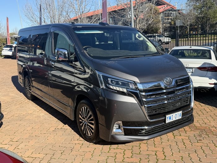 2021 Toyota Granvia VX