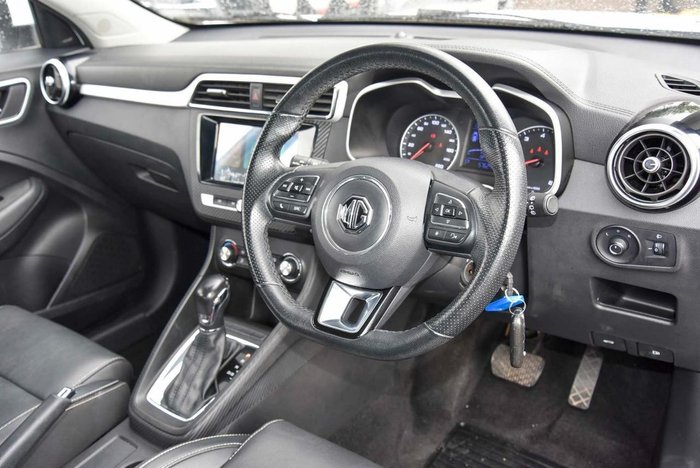 2023 MG ZS