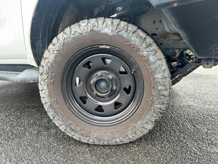 2016 Toyota Hilux SR