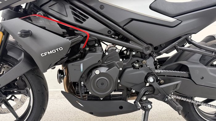 2026 CFMOTO 450 NK