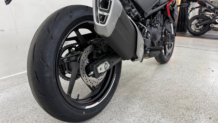 2026 CFMOTO 450 NK grey