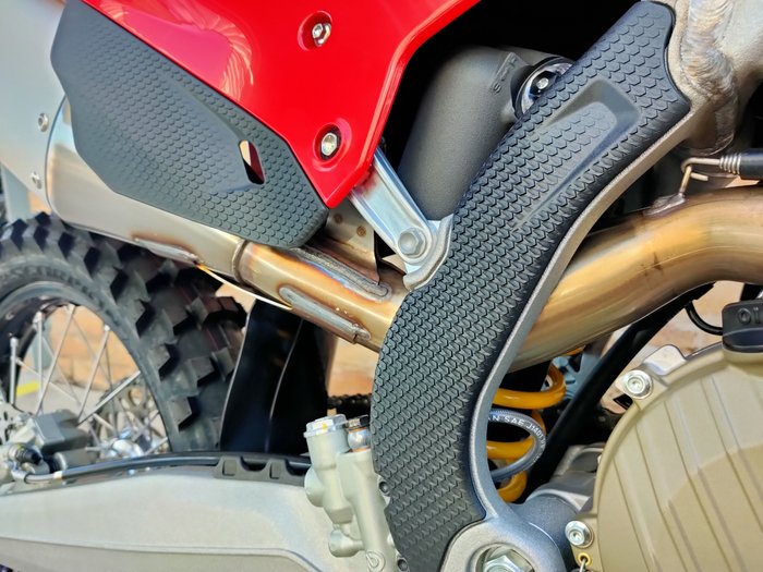 2025 DUCATI DESMO450 MX MOTOCROSS RED