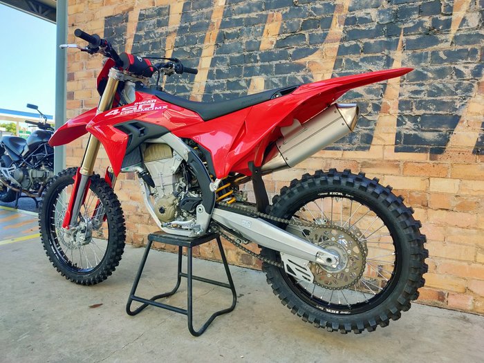 2025 DUCATI DESMO450 MX MOTOCROSS RED