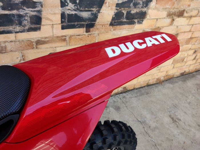 2025 DUCATI DESMO450 MX MOTOCROSS RED