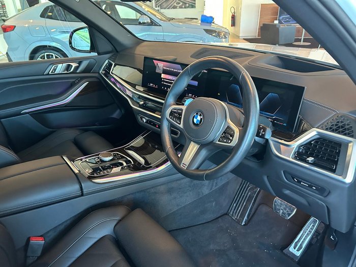 2025 BMW X5