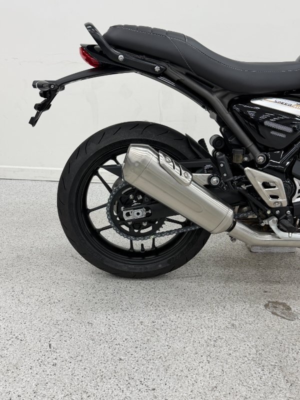 2026 Triumph SPEED 400 WHITE
