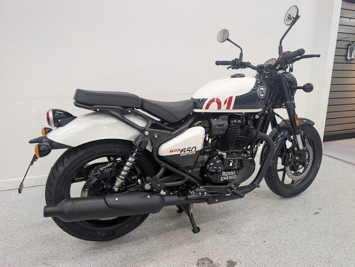 2026 Royal Enfield SHOTGUN 650 White