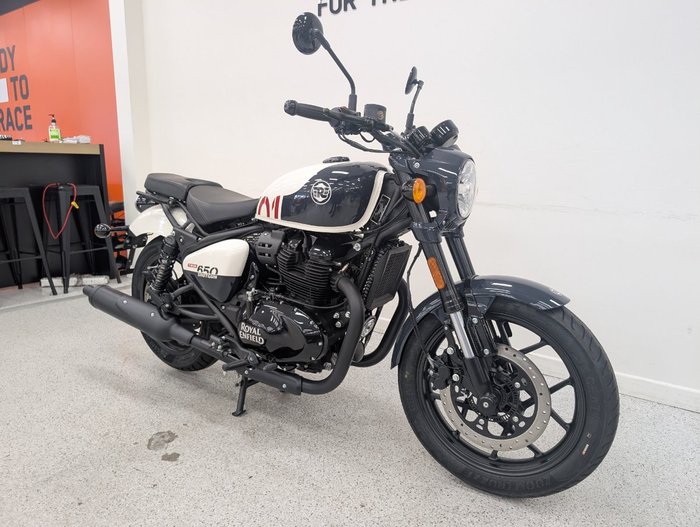 2026 Royal Enfield SHOTGUN 650 White