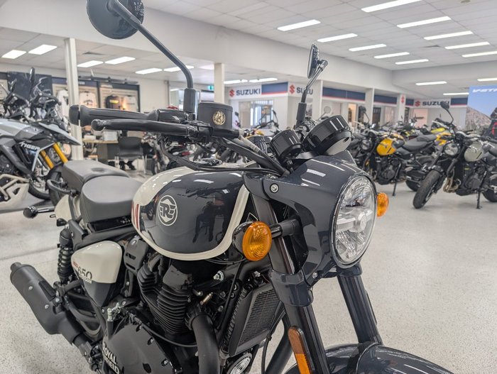 2026 Royal Enfield SHOTGUN 650 White