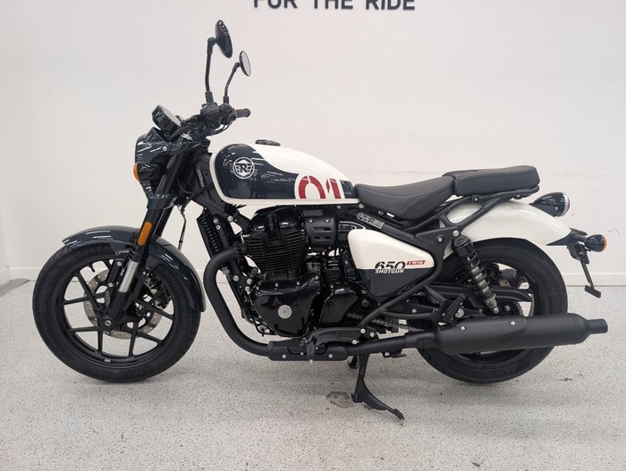 2026 Royal Enfield SHOTGUN 650 White
