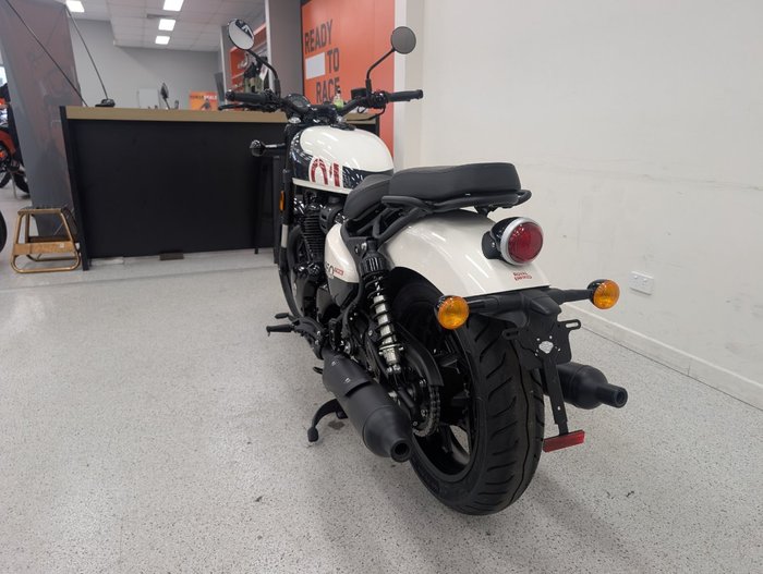 2026 Royal Enfield SHOTGUN 650 White