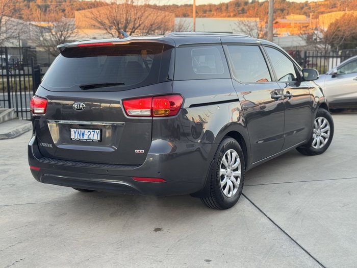 2017 Kia Carnival S