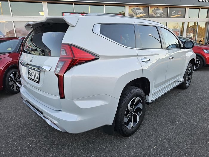 2025 Mitsubishi Pajero Sport Exceed