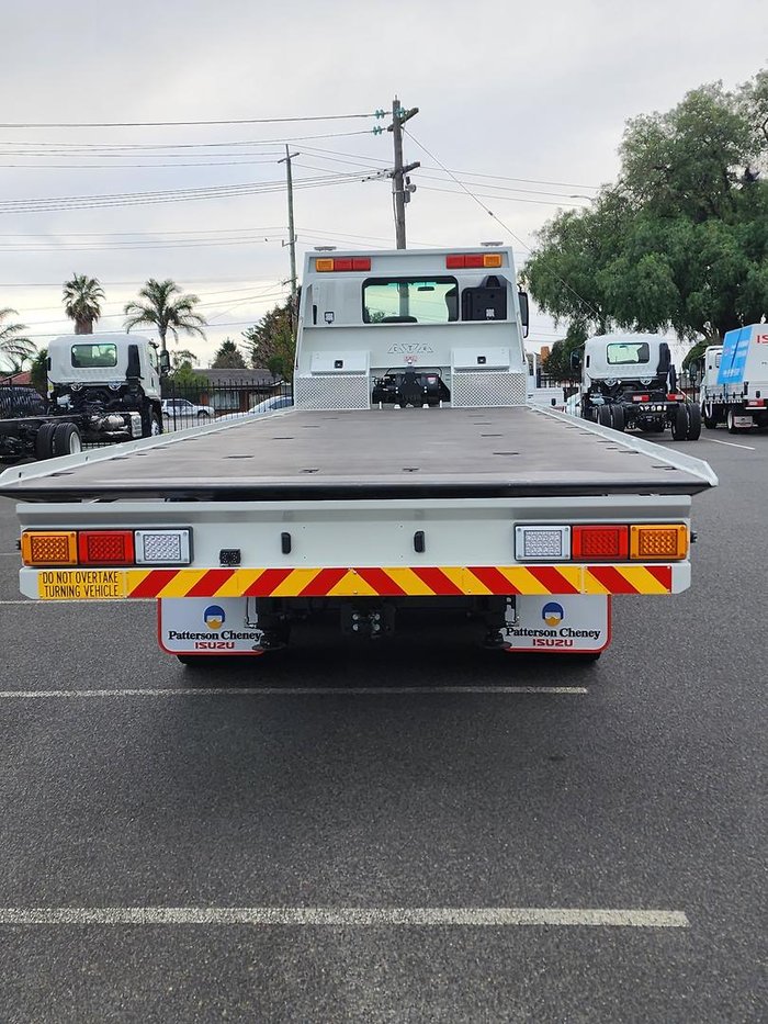 2026 Isuzu F Series FYJ 320-355 AT R67