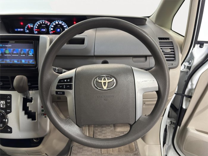 2012 Toyota Noah