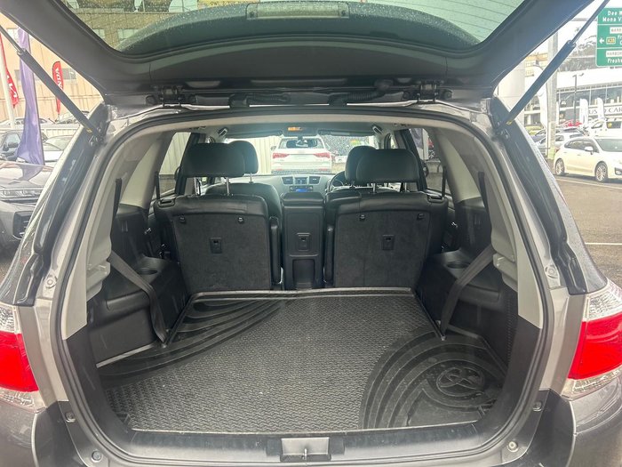 2011 Toyota Kluger KX-S