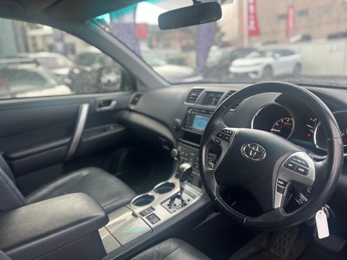 2011 Toyota Kluger KX-S