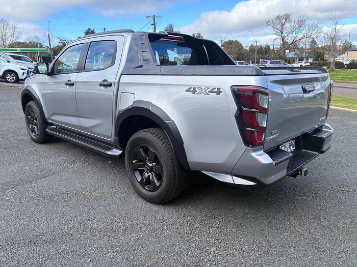 2025 Isuzu D-MAX X-TERRAIN