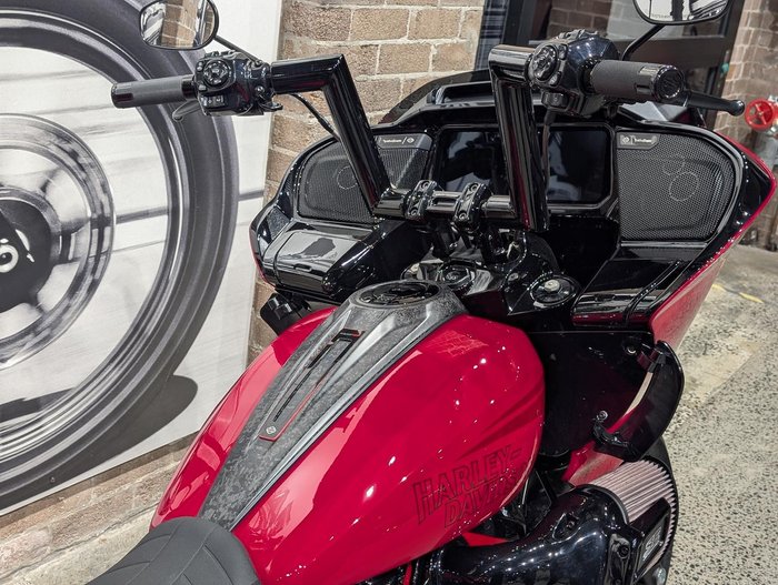 2025 Harley-Davidson CVO Road Glide ST 121 (FLTRXSTSE) Touring Red