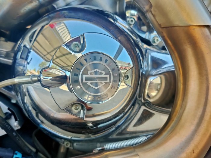 2008 HARLEY-DAVIDSON V-ROD 1250 (VRSCAW) ROAD BLACK