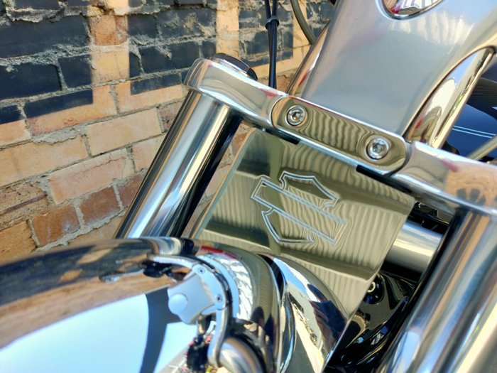 2008 HARLEY-DAVIDSON V-ROD 1250 (VRSCAW) ROAD BLACK