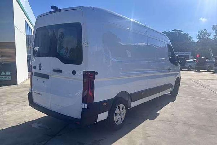 2026 Renault Master