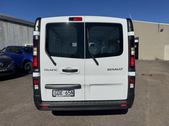 2026 Renault Trafic Pro X82 Glacier White