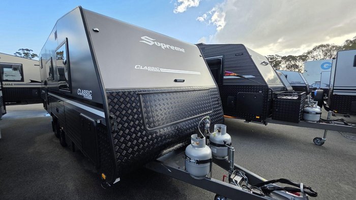 2026 Supreme 2000_R_K1e1_T Classic Tourer 20'