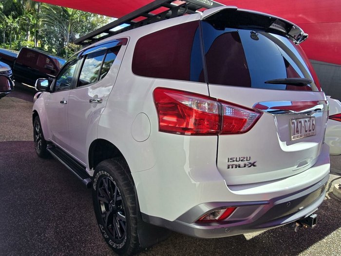 2020 Isuzu MU-X LS-T