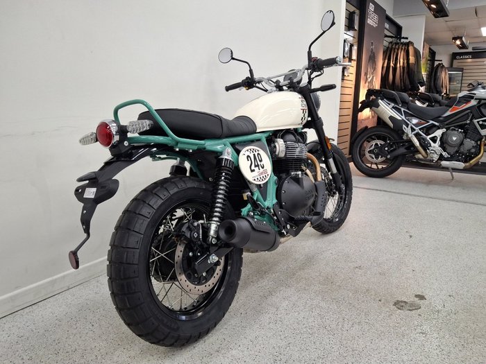 2026 Royal Enfield BEAR 650 WHITE 249