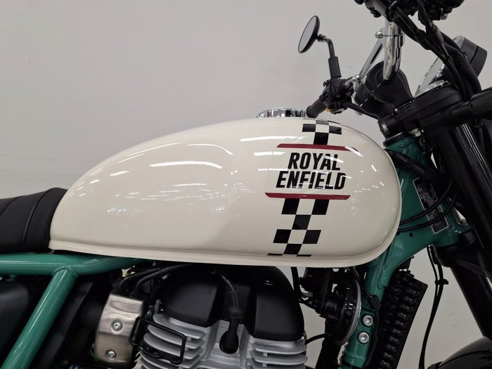 2026 Royal Enfield BEAR 650 WHITE 249
