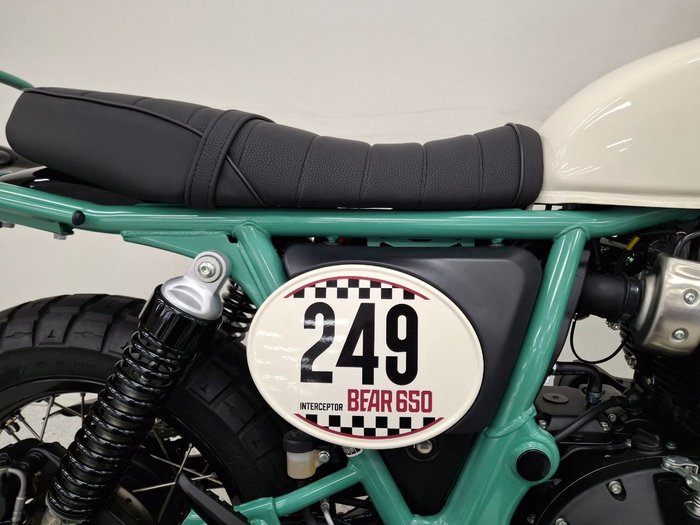 2026 Royal Enfield BEAR 650 WHITE 249