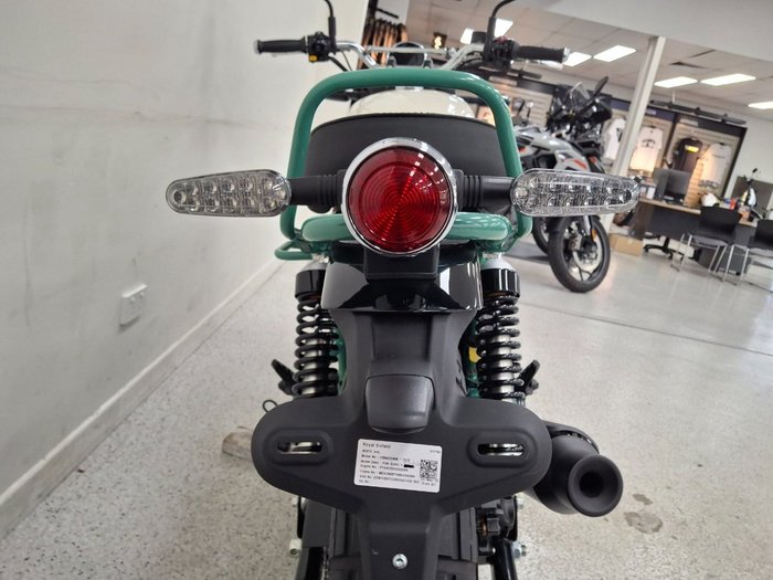 2026 Royal Enfield BEAR 650 WHITE 249