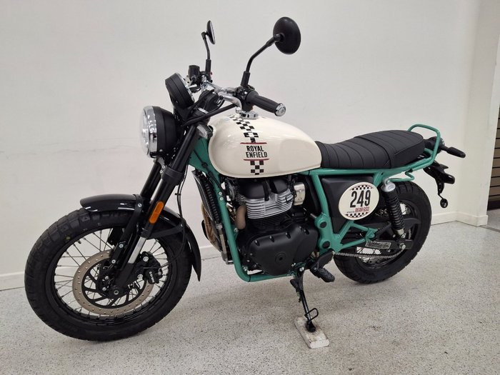 2026 Royal Enfield BEAR 650 WHITE 249