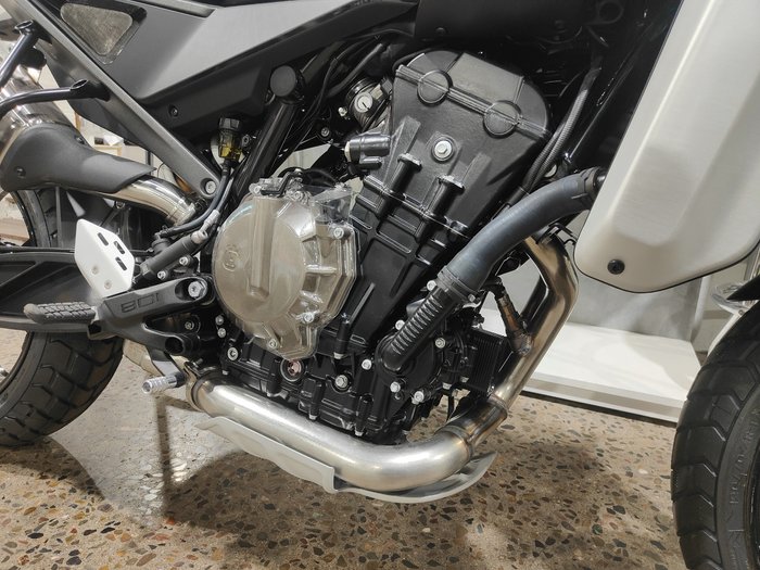 2024 HUSQVARNA SVARTPILEN 801 ROAD SILVER
