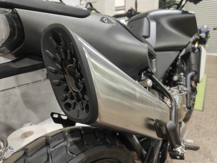 2024 HUSQVARNA SVARTPILEN 801 ROAD SILVER