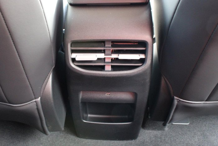 2026 MG MG4 EV Urban Essence 54