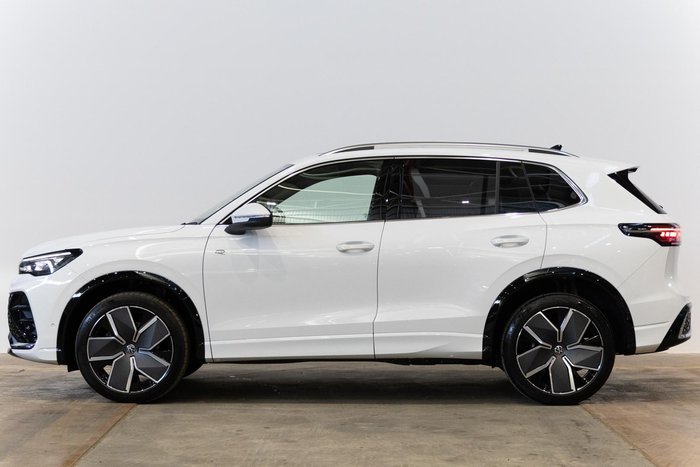 2026 Volkswagen Tiguan 195TSI R-Line