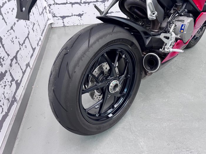 2024 Ducati Panigale V2 Panigale Red