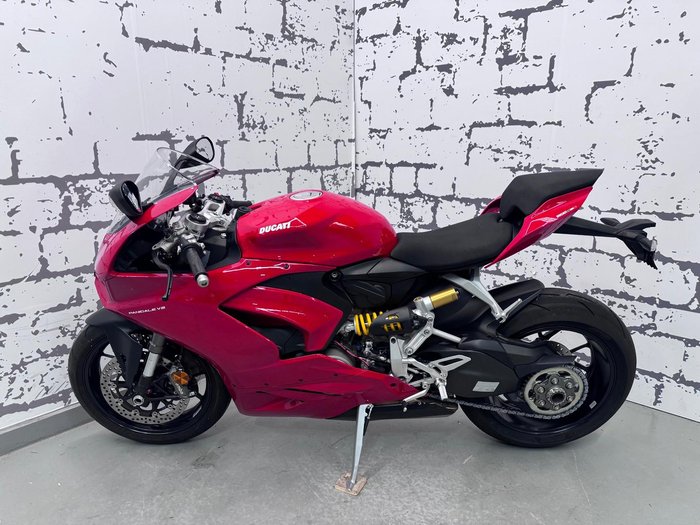 2024 Ducati Panigale V2 Panigale Red