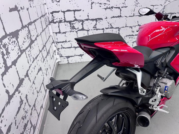 2024 Ducati Panigale V2 Panigale Red